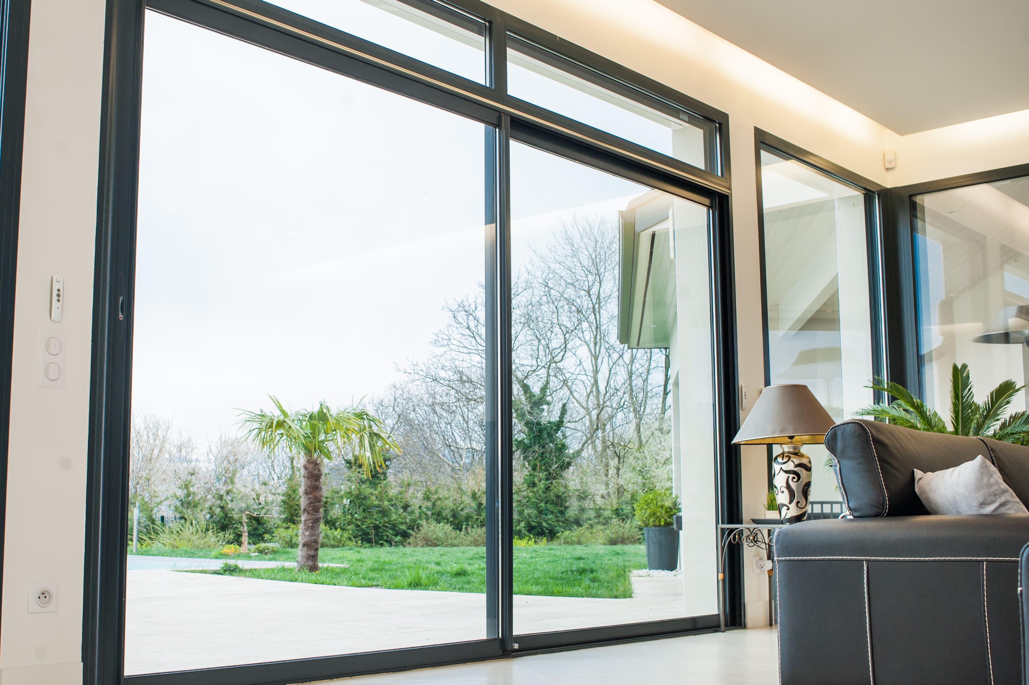 Our aluminium sliding doors have the opportunity to completely transform the inside of your Camborne home. The wide glazed panes will fill your property with natural daylight, making it more cosy and spacious.